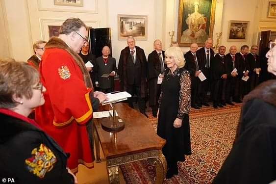 Reconocimiento Reina Camila de Inglaterra